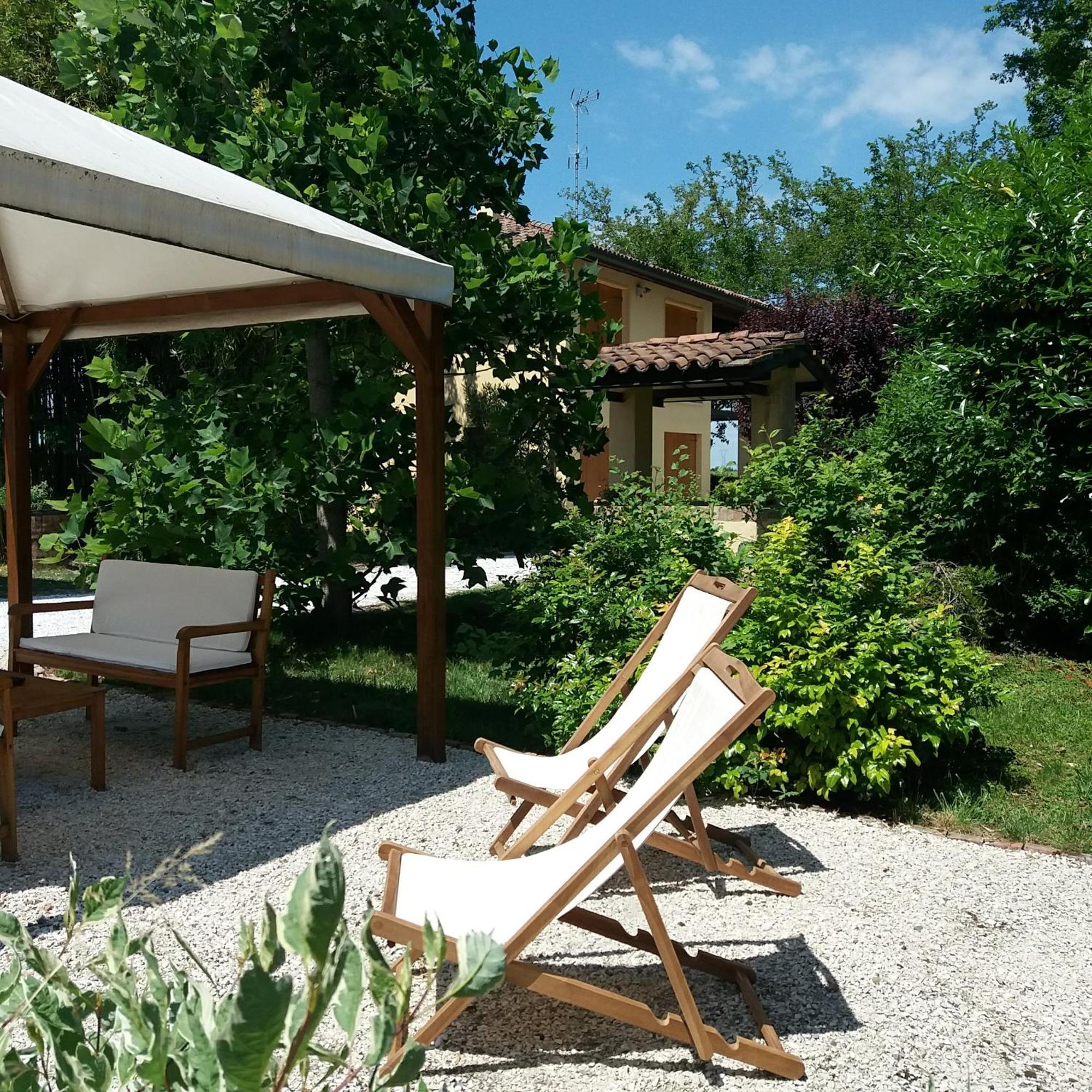 Locanda Del Toro Calderara di Reno Exterior foto
