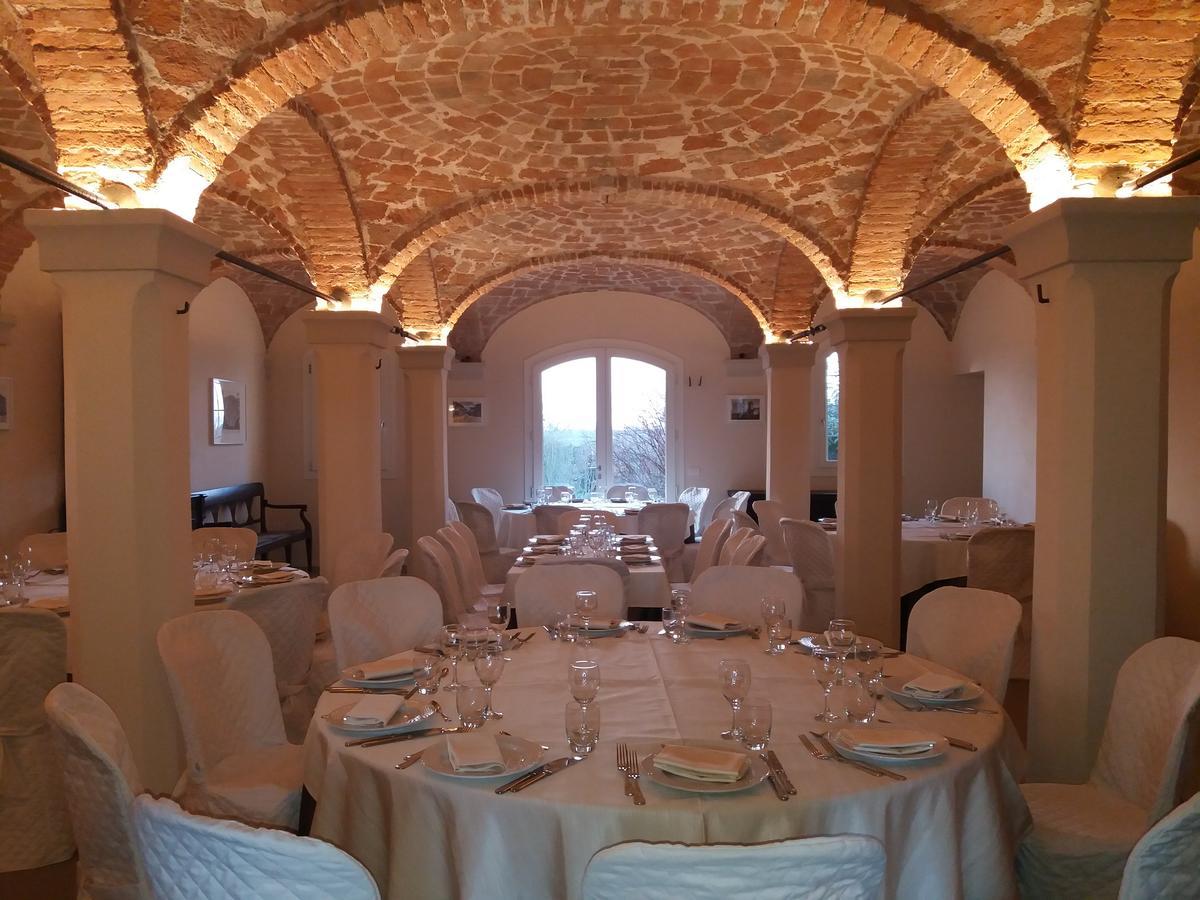 Locanda Del Toro Calderara di Reno Exterior foto
